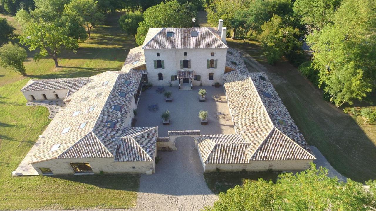 Clos Des Charmes Bed & Breakfast Sainte-Sabine-Born Bagian luar foto